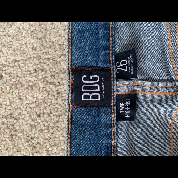light wash comfortable bdg jeans - Picture 5 of 5